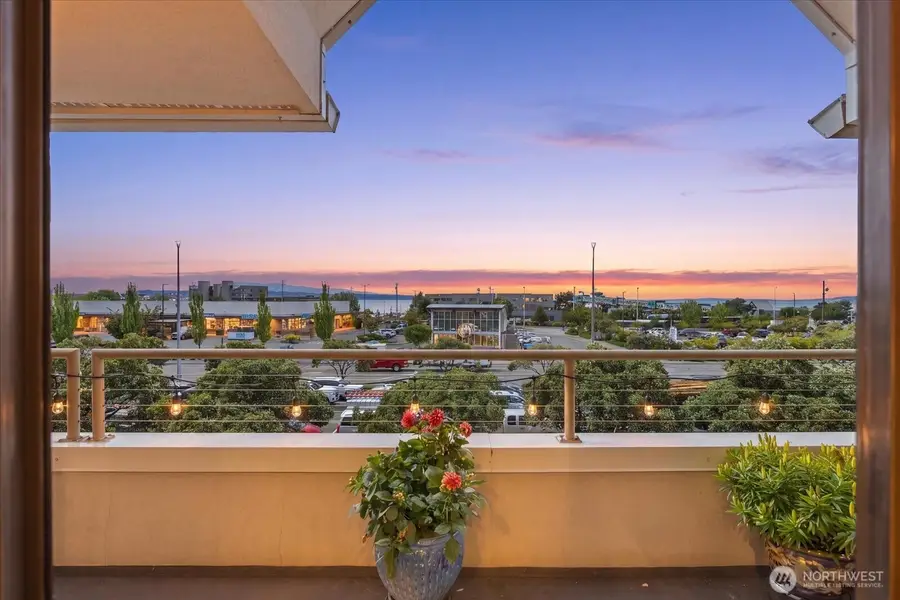 110 James Street #302, Edmonds, WA 98020 - #2
