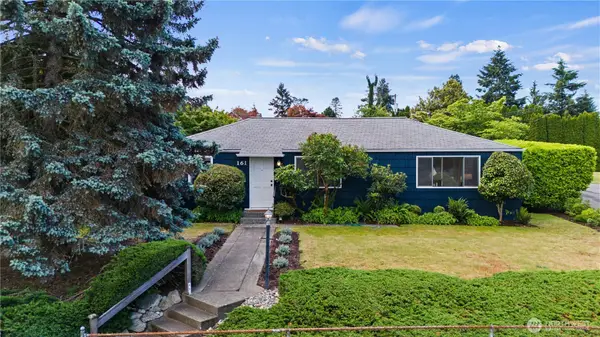 161 SW 185th Street, Normandy Park, WA 98166