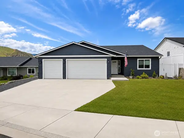 540 S Juli Avenue, East Wenatchee, WA 98802