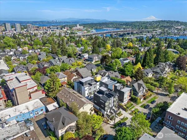 4414 Corliss Avenue N #B, Seattle, WA 98103