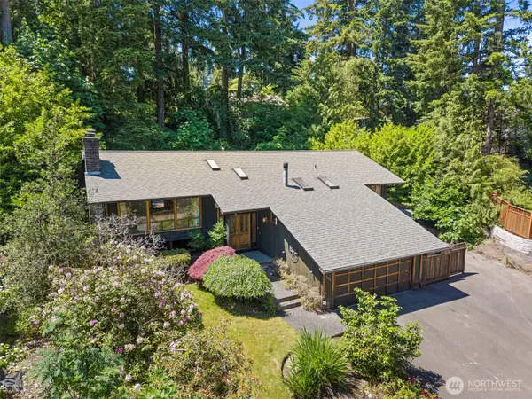 145 Big Bear Place Nw, Issaquah, WA 98027