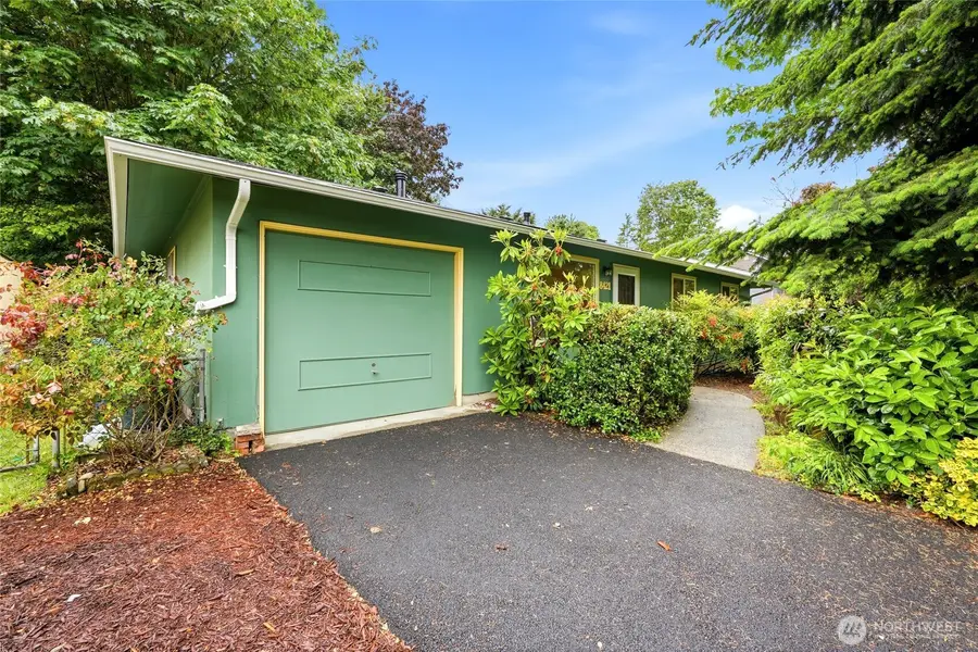 8421 6th Ave Sw, Seattle, WA 98106 - #2
