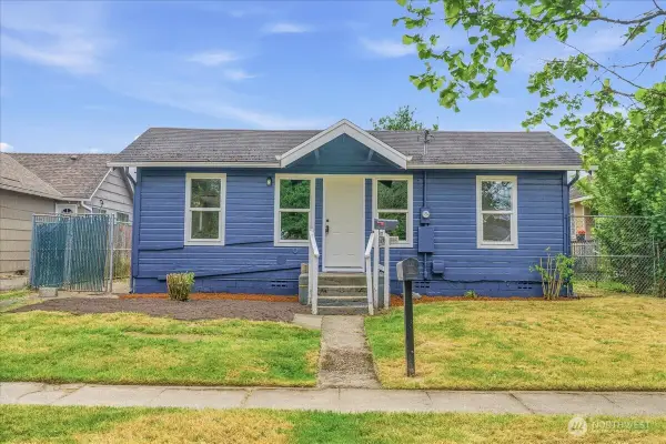 1116 9th Avenue, Longview, WA 98632