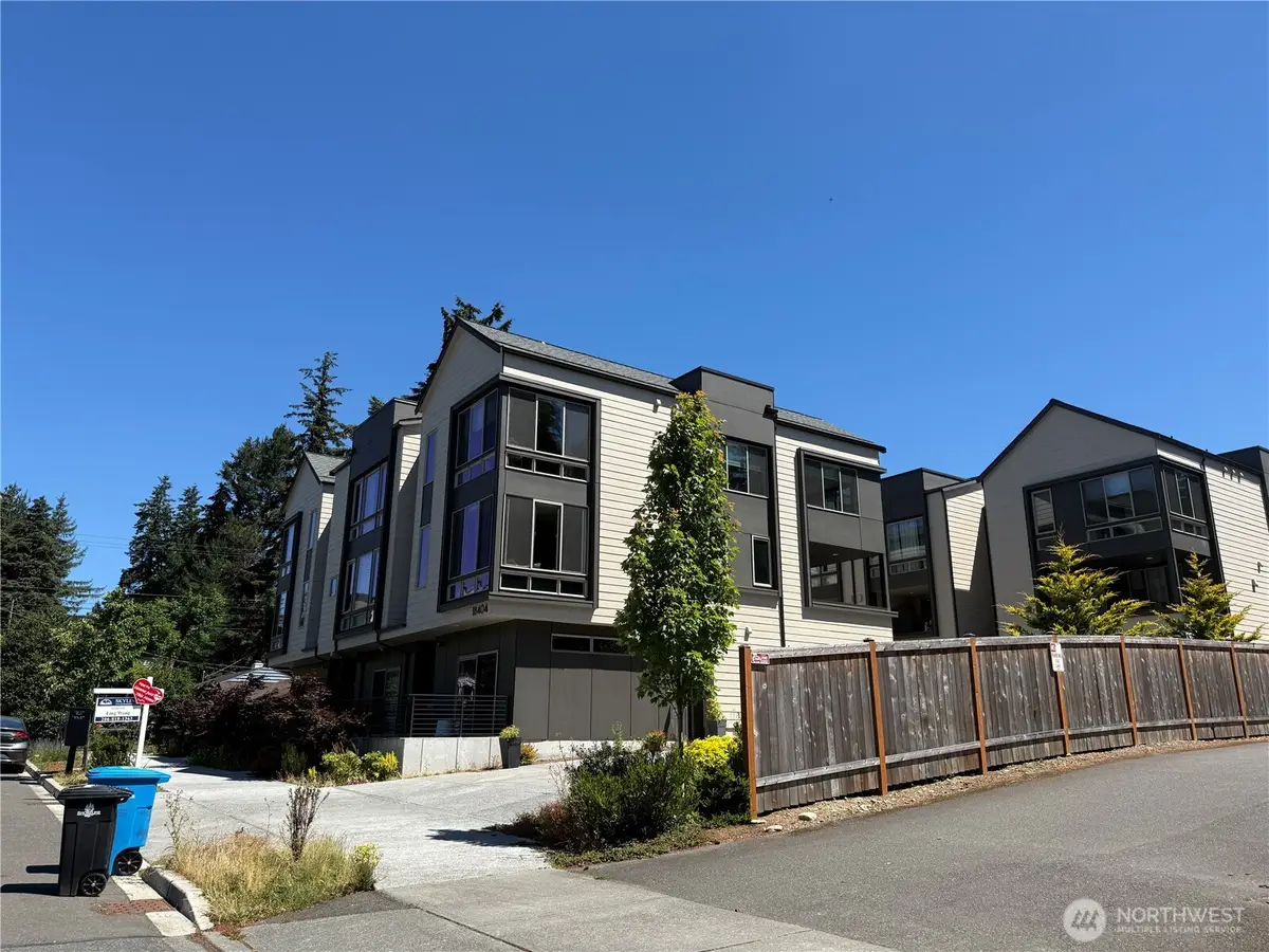 18402 Corliss Ave Avenue, Shoreline, WA 98133 - #1
