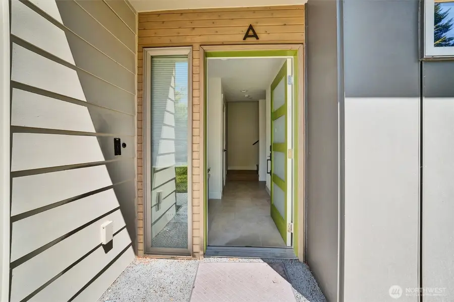 18402 Corliss Ave Avenue, Shoreline, WA 98133 - #2