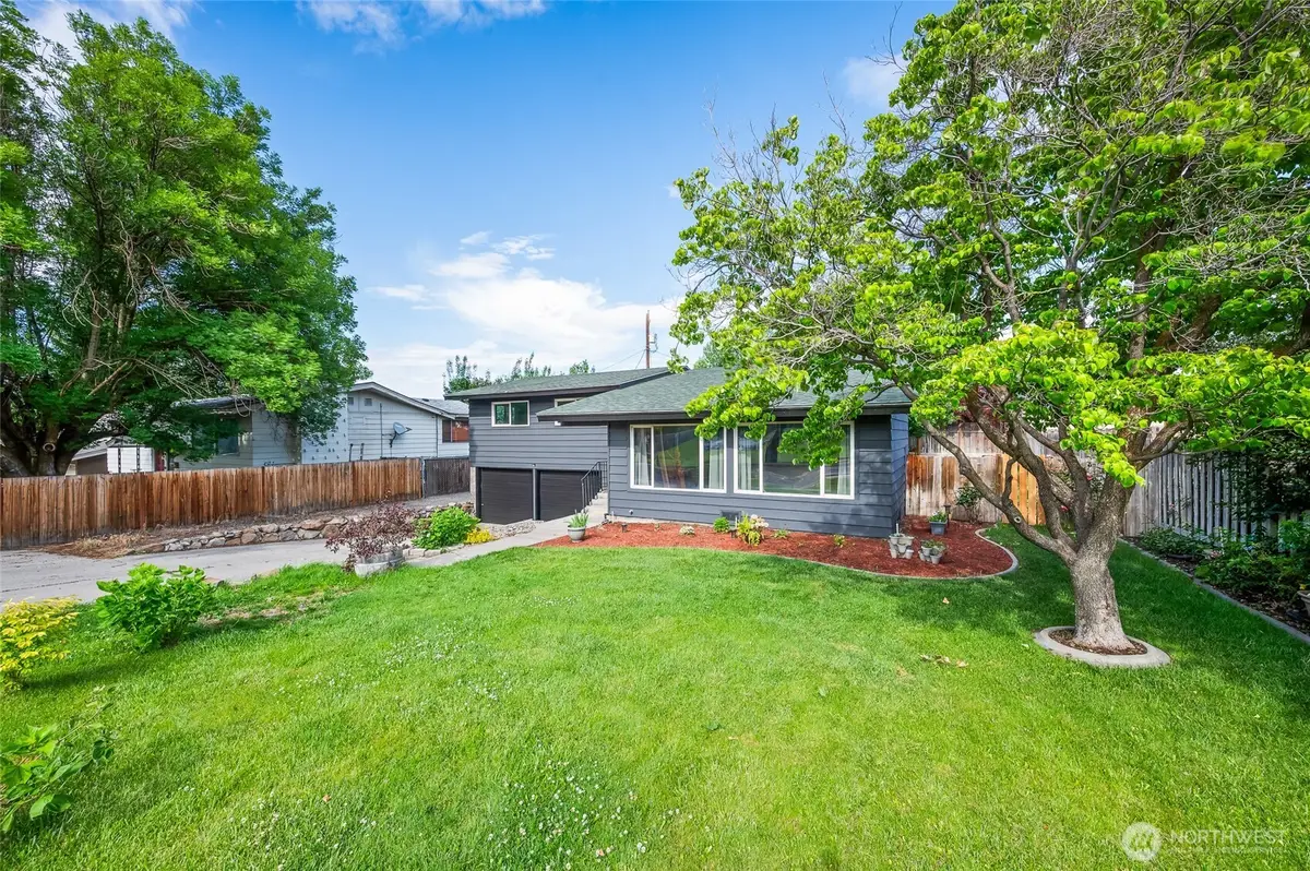1127 S Miller Street, Wenatchee, WA 98801 - #1