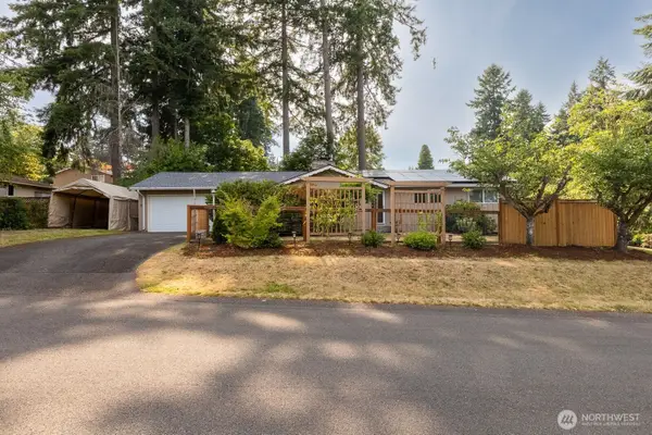 124 Crestwood Drive Sw, Lakewood, WA 98498