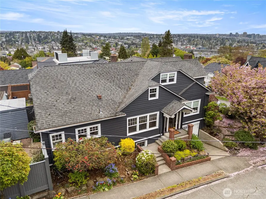 114 Queen Anne Drive, Seattle, WA 98109 - #2