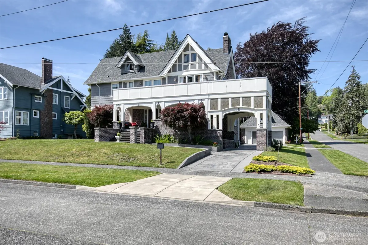 400 W 8th, Aberdeen, WA 98520 - #1