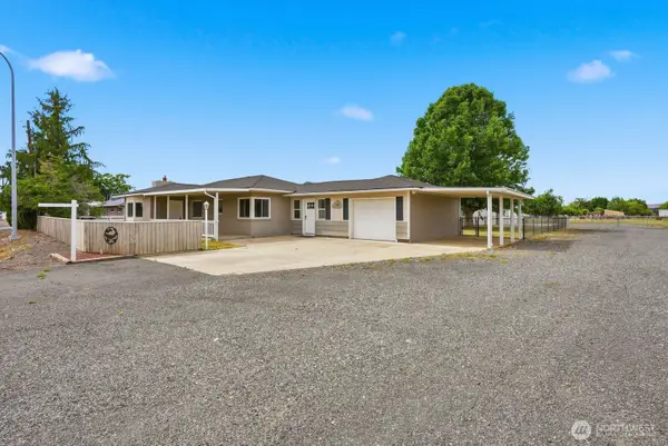 4101 Ahtanum, Yakima, WA 98903