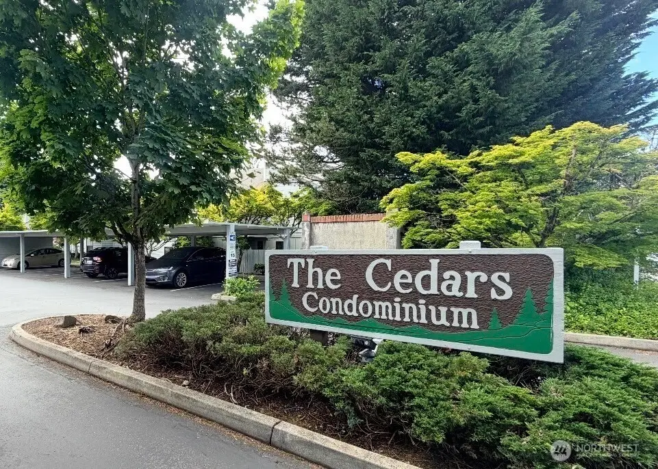 725 141st Place Ne, Bellevue, WA 98007 - #1