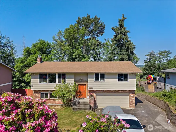 2521 Talbot Crest Drive S, Renton, WA 98055