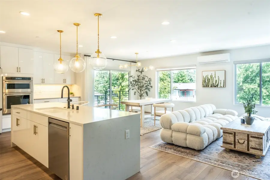 15558 NE 15th Place #301, Bellevue, WA 98007 - #3