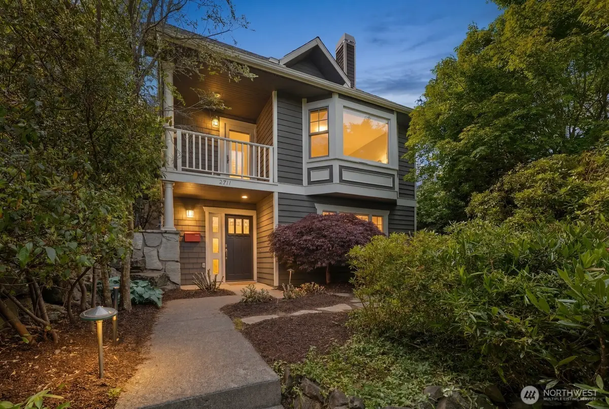 2711 4th Avenue W, Seattle, WA 98119 - #1