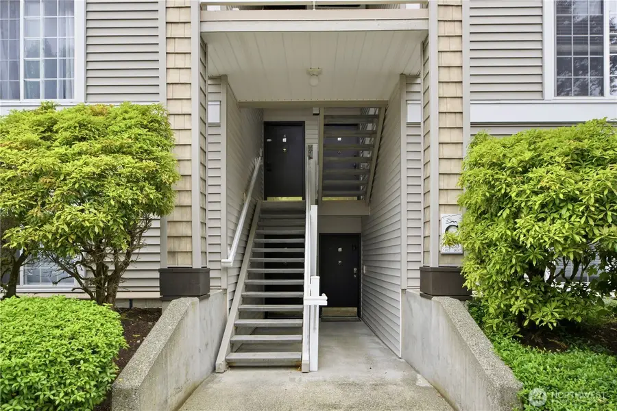 25235 SE Klahanie Blvd #C303, Sammamish, WA 98029 - #2