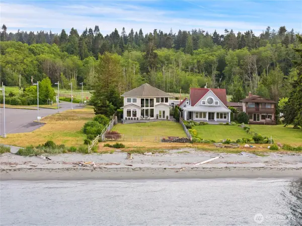 8668 NE Point No Point Road, Hansville, WA 98340