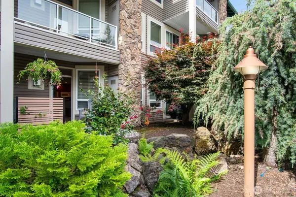 1416 Lindsay Loop #104, Mount Vernon, WA 98274