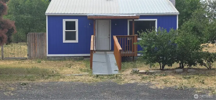 68 NW Ephrata Avenue, Soap Lake, WA 98851 - #2
