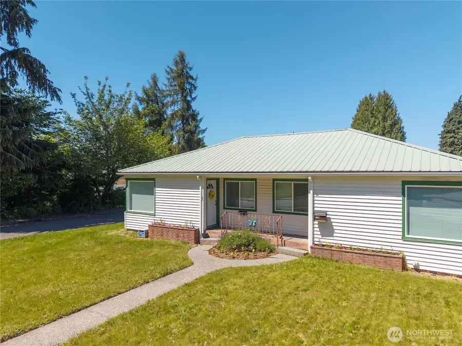 902 North Street Se, Tumwater, WA 98501 - #2