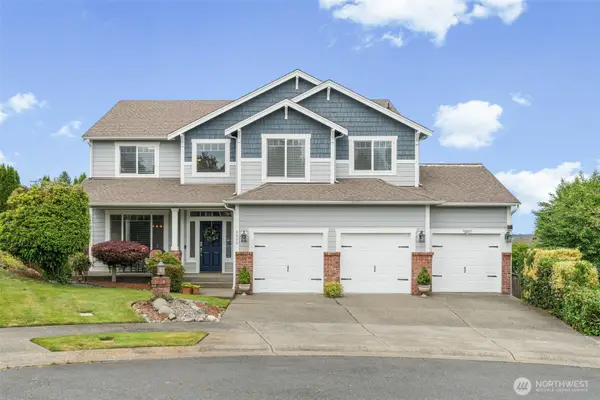 8206 70th Avenue Ct E, Puyallup, WA 98371