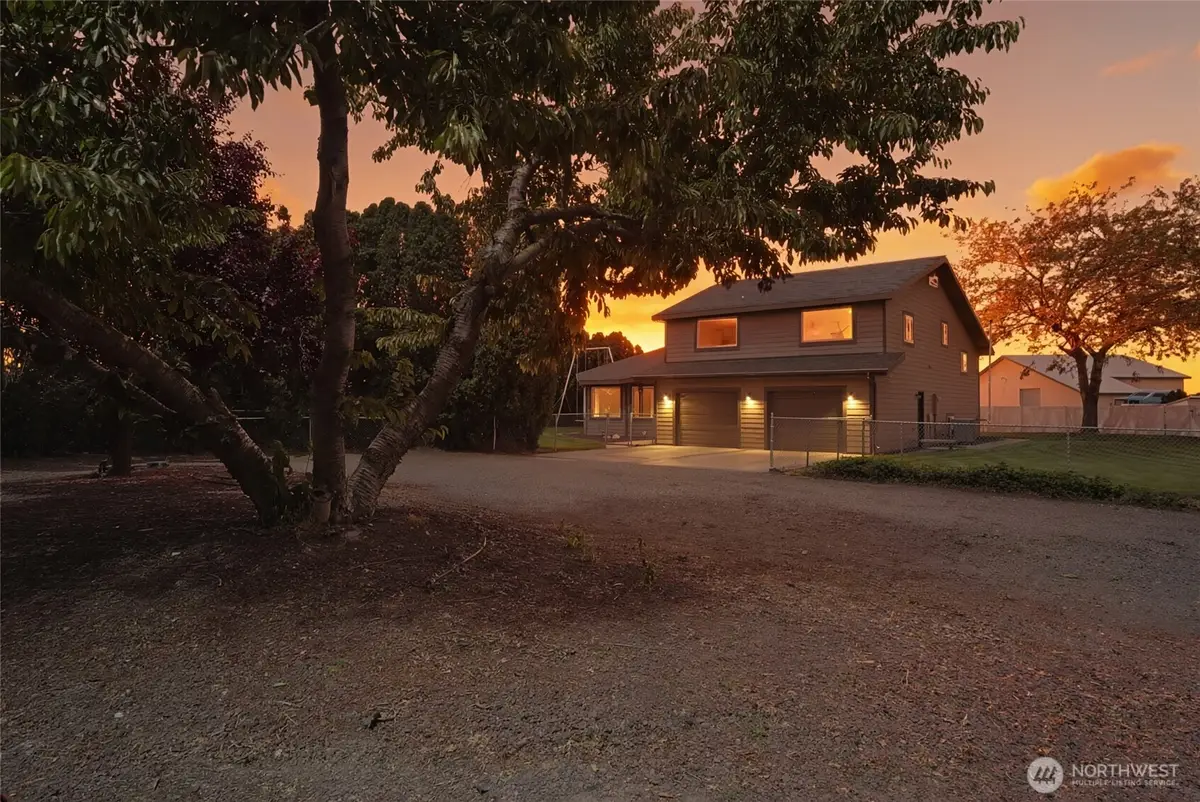 1914 SE Rd N, Moses Lake, WA 98837 - #1