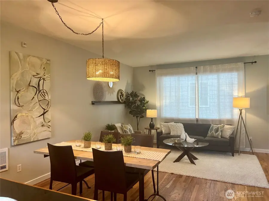 9236 Interlake Avenue N #B, Seattle, WA 98103 - #3