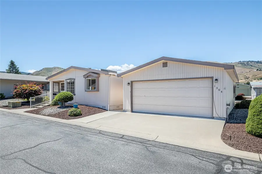 1304 Icicle Place #47, Wenatchee, WA 98801 - #2