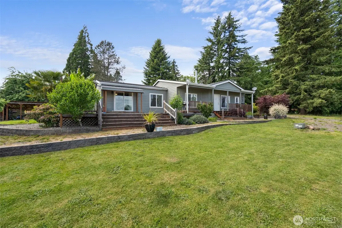 1583 State Route 122, Silver Creek, WA 98585 - #1