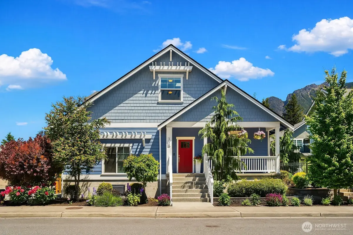 226 E 2nd Street, North Bend, WA 98045 - #1