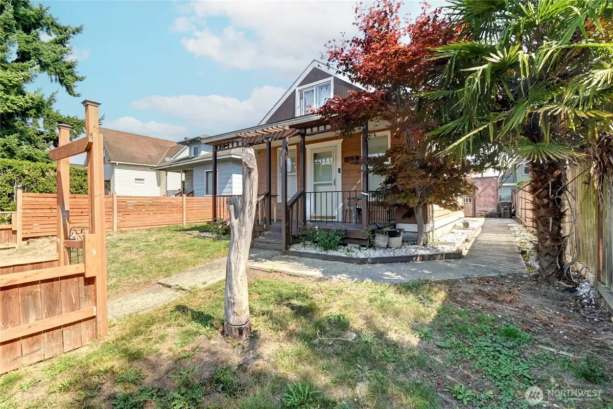 2327 Harrison Avenue, Everett, WA 98201 - #1