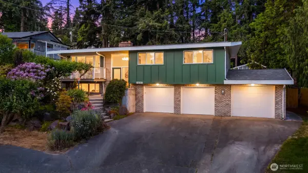 18025 70th Place W, Edmonds, WA 98026
