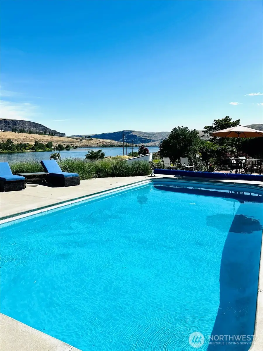 7667 Tarpiscan Road, Malaga, WA 98828 - #2