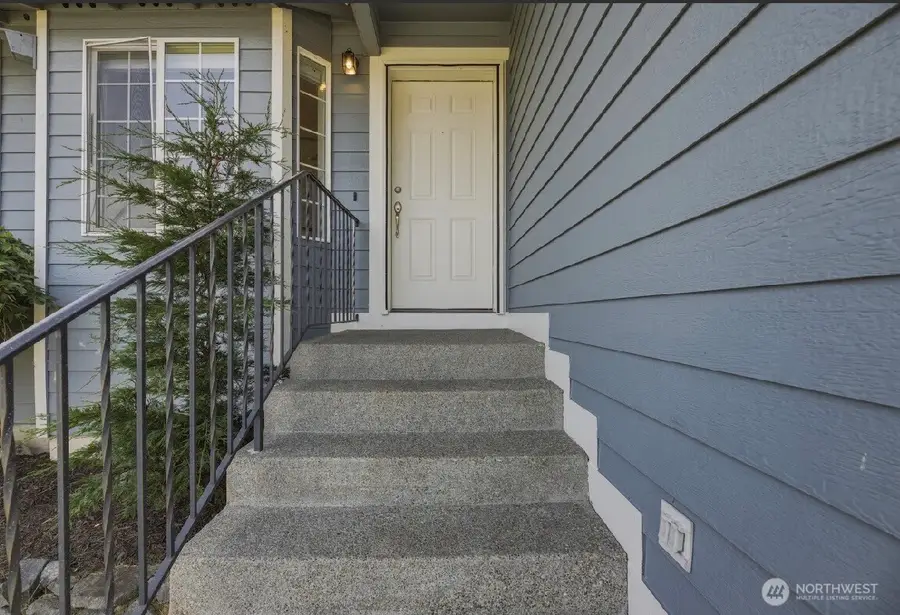 6812 145th Street Ct E, Puyallup, WA 98375 - #3