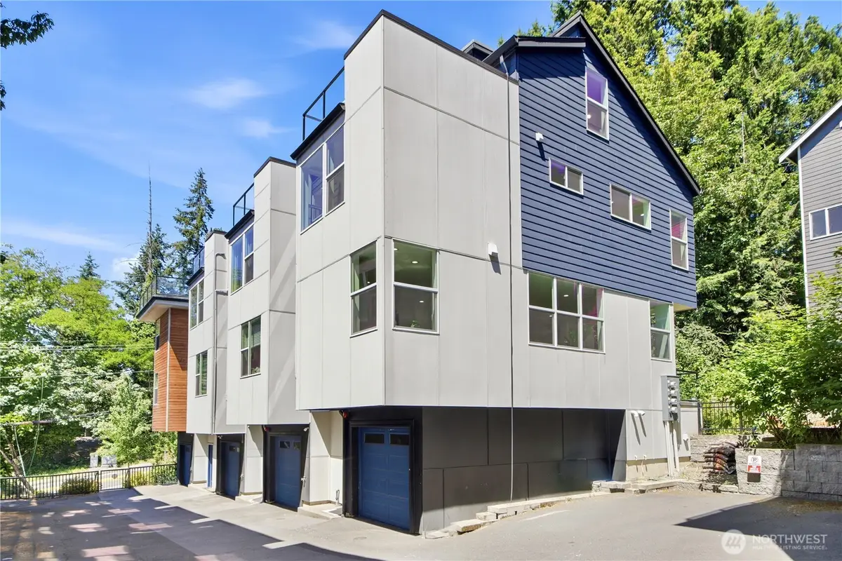 16616 Ne 85th St, Redmond, WA 98052 - #1