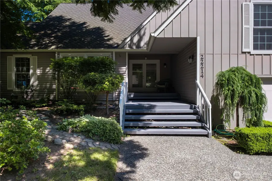 22214 NE 28th Place, Sammamish, WA 98074 - #2