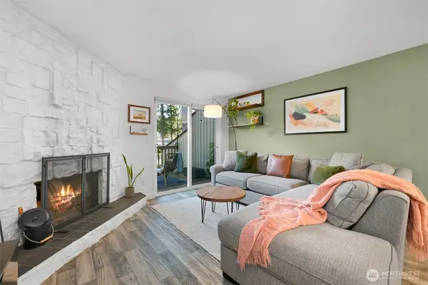 1305 W Clearbrook Drive #22, Bellingham, WA 98229