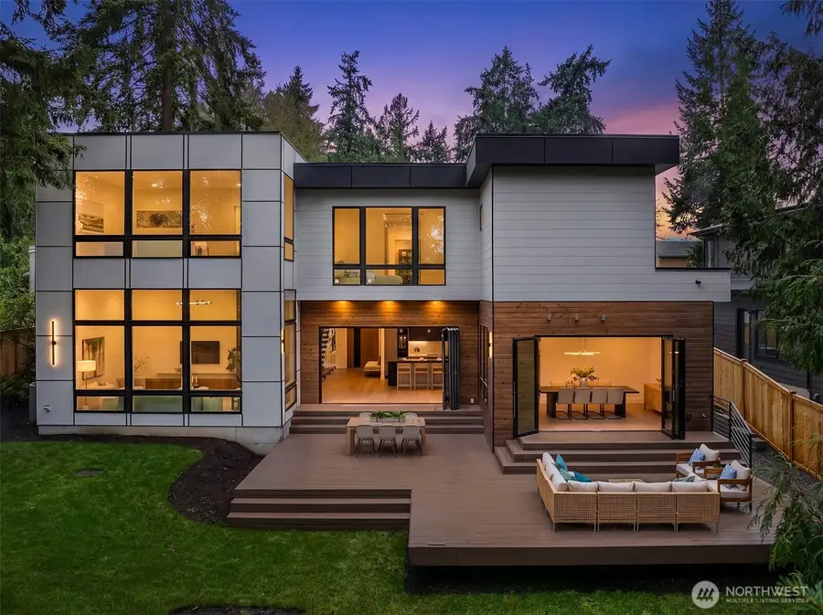 10656 Woodhaven Lane, Bellevue, WA 98004 - #2