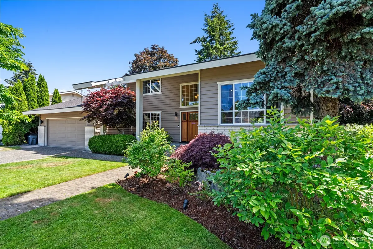 19218 91st Avenue Ne, Bothell, WA 98011 - #1