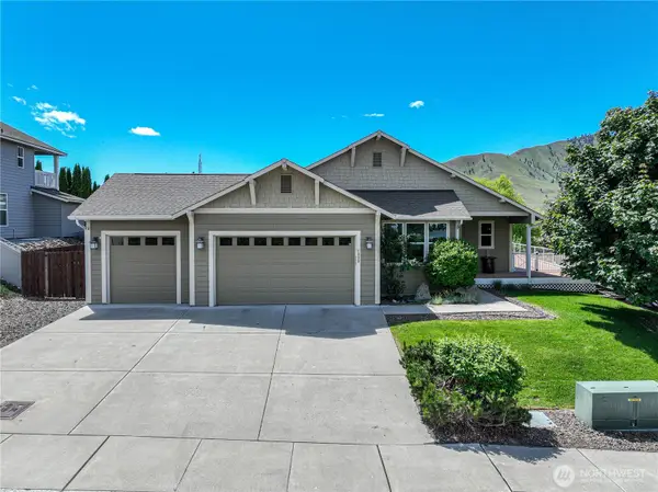1000 Sunset Lane, Chelan, WA 98816