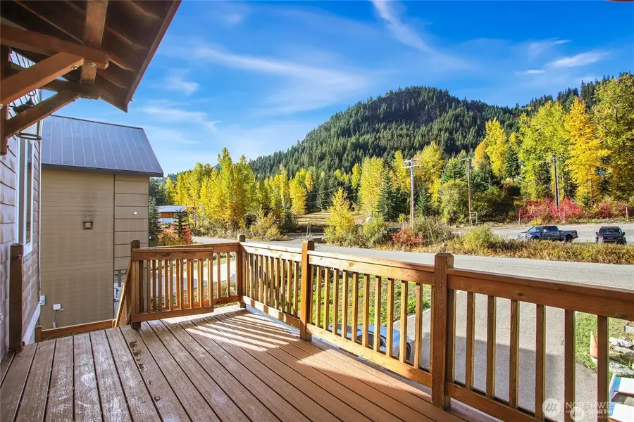 330 Keechelus Drive, Snoqualmie Pass, WA 98068 - #3