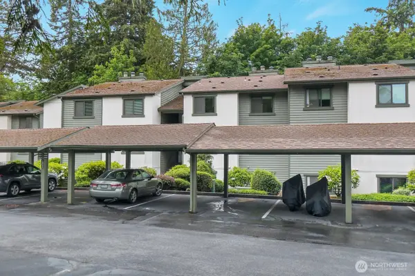 12703 NE 129th Court #H302, Kirkland, WA 98034