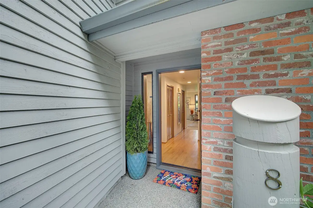 19616 61st Place Ne #8, Kenmore, WA 98028 - #1