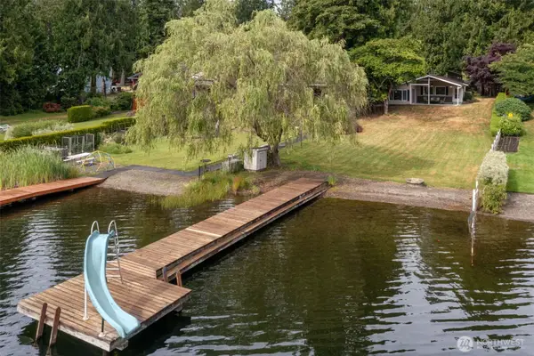 31089 E Lake Morton Drive Se, Kent, WA 98042