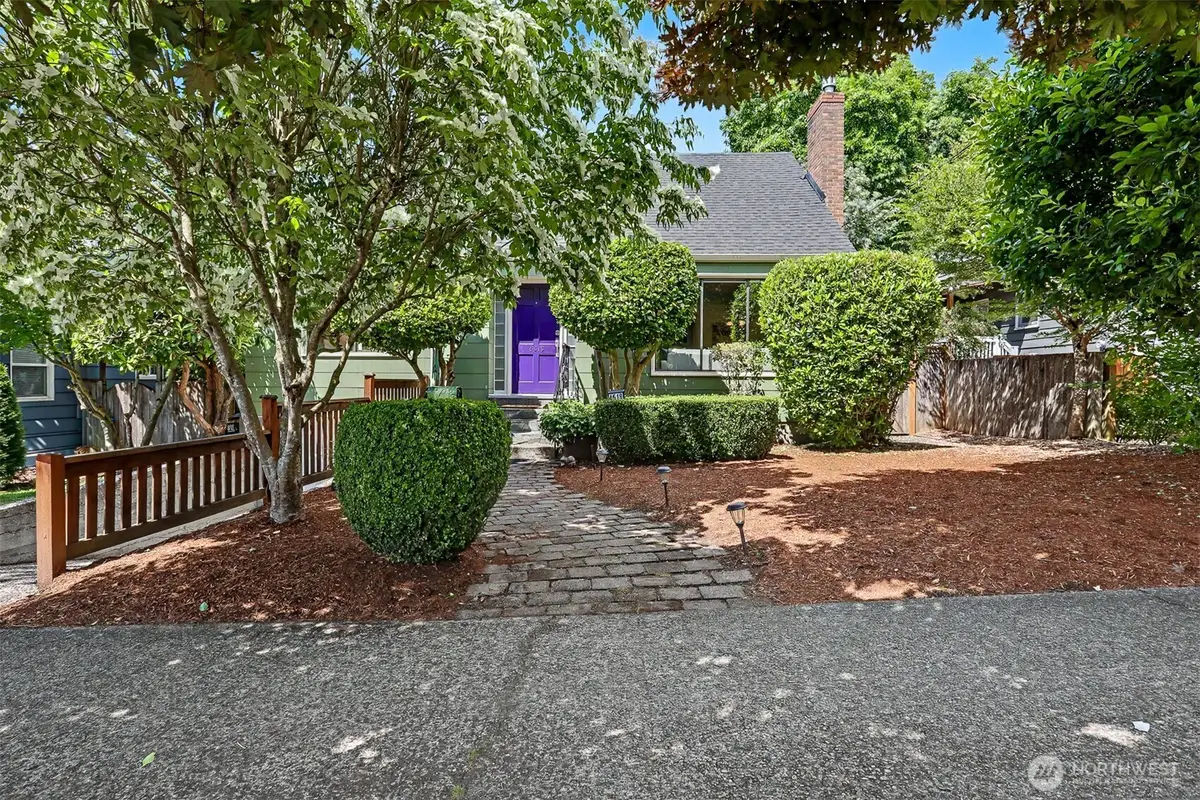 6519 40th Avenue Ne, Seattle, WA 98115 - #1