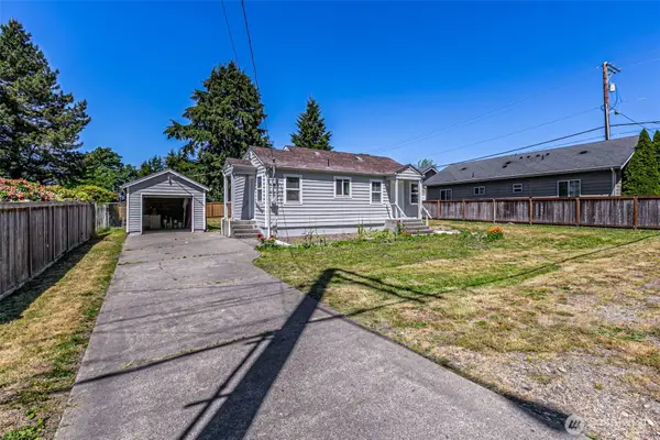 1516 S 272nd, Des Moines, WA 98198