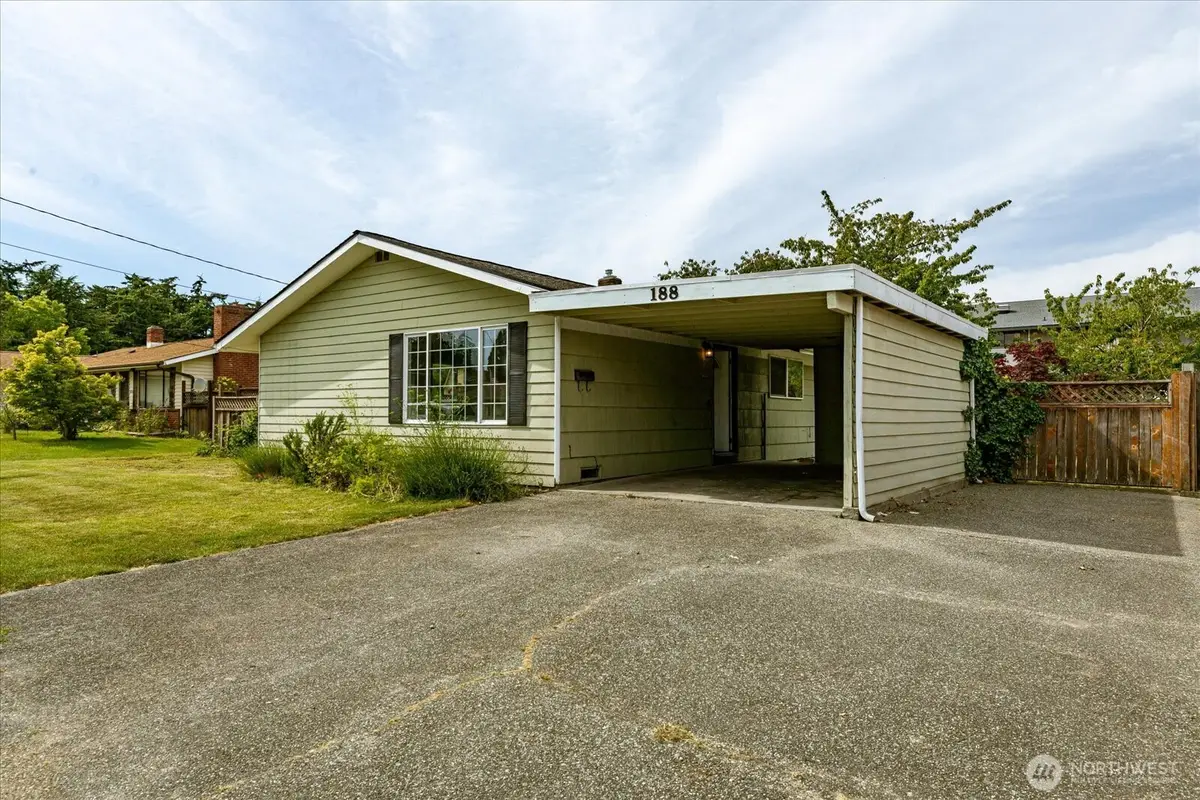 188 SW 8th Avenue, Oak Harbor, WA 98277 - #1