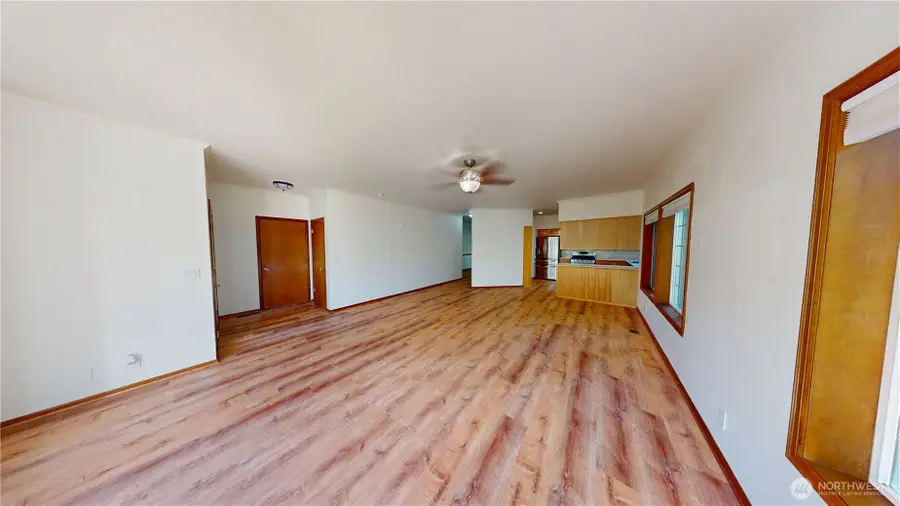 715 N Waugh Road, Mount Vernon, WA 98273 - #3