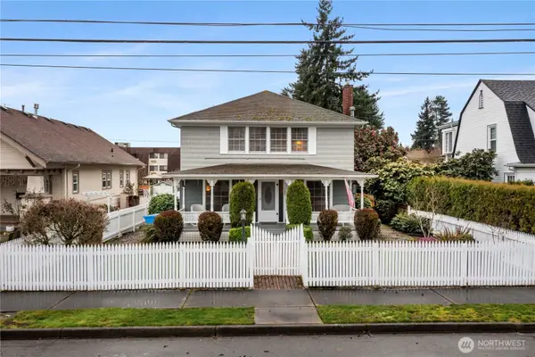128 5th Avenue Nw, Puyallup, WA 98371
