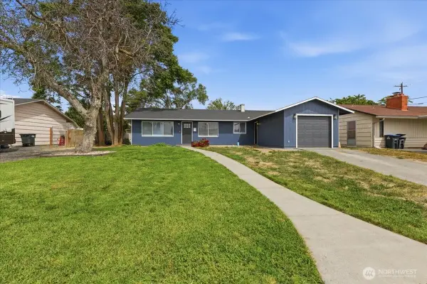 262 N Earl Road, Moses Lake, WA 98837