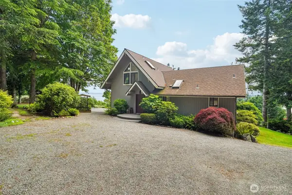 4181 Eagle Ridge Drive, Camano Island, WA 98282